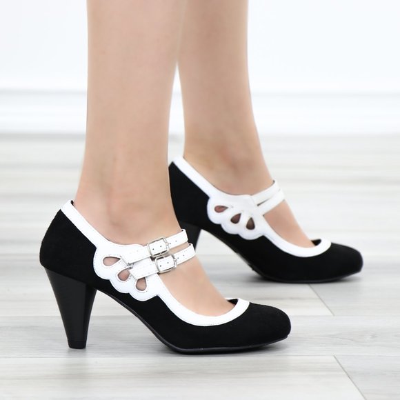 Vegan Suede Double Buckle Retro Pump - Picture 5 of 11